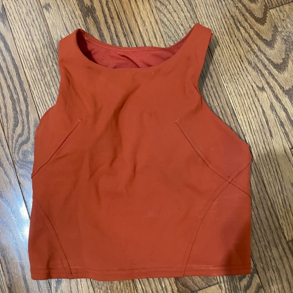 Lululemon Invigorate Training Top - Picture 2 of 3